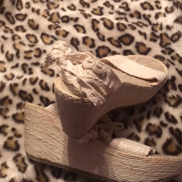Lace up wedges - Picture 3 of 4